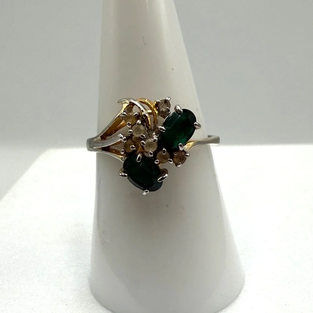 Vintage 14K GE Green & Clear Stone Cluster Bypass Ring Size 7.75